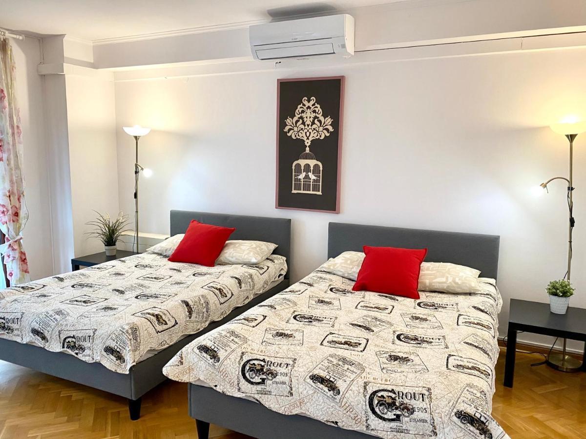 Center Warsaw - Apartmenty Jana Pawla II Buitenkant foto
