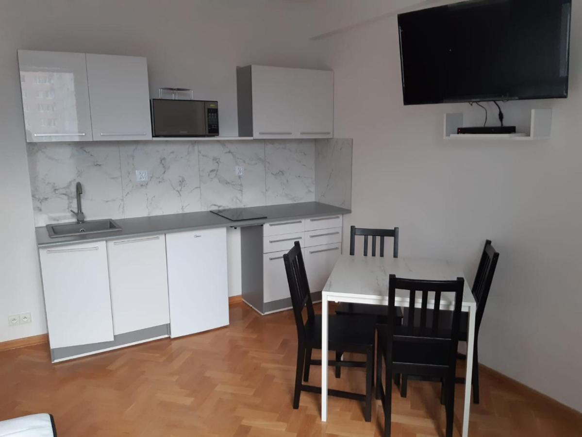 Center Warsaw - Apartmenty Jana Pawla II Buitenkant foto
