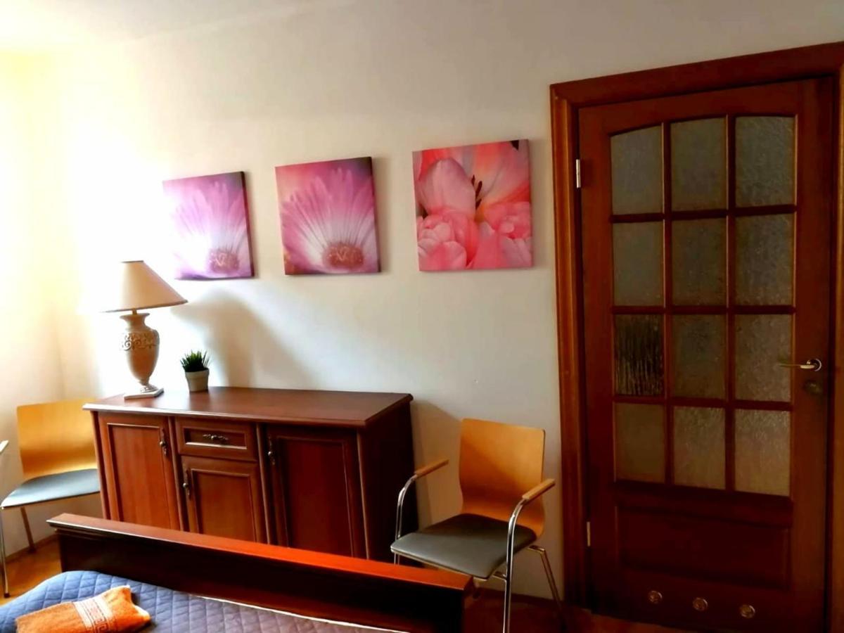 Center Warsaw - Apartmenty Jana Pawla II Buitenkant foto
