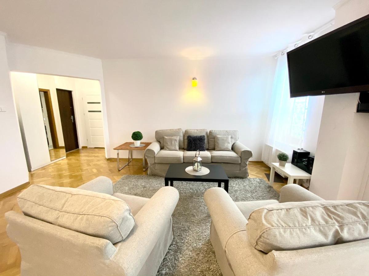 Center Warsaw - Apartmenty Jana Pawla II Buitenkant foto