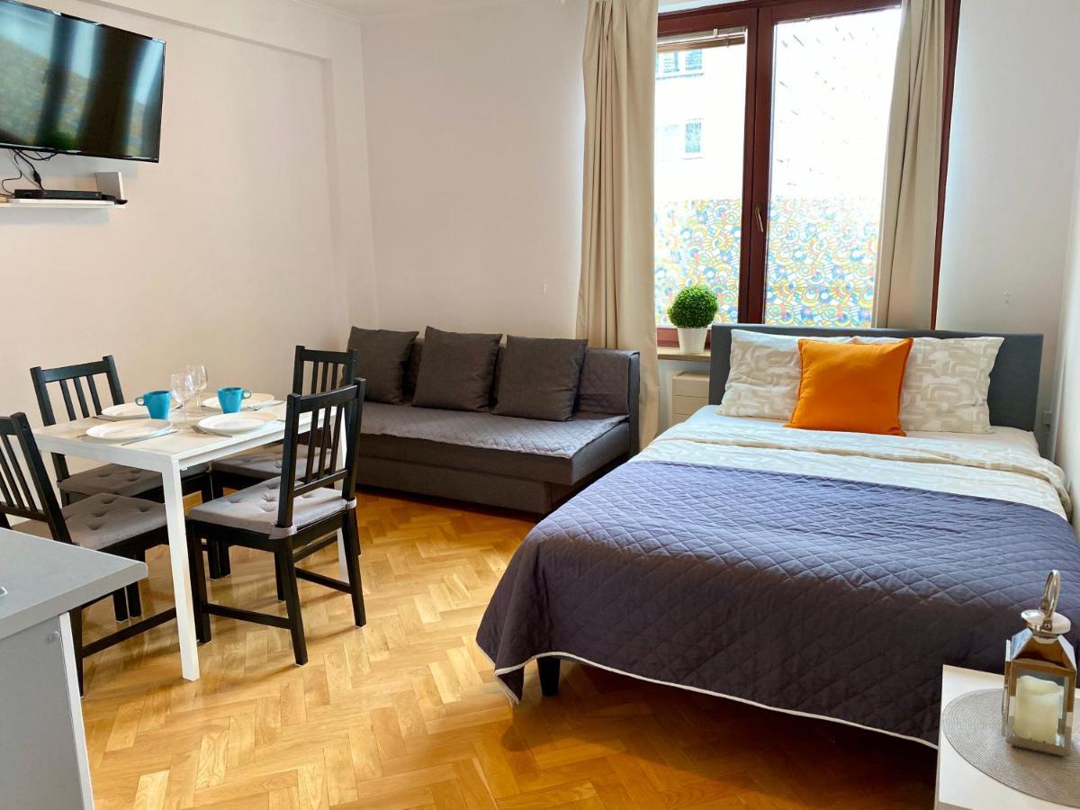 Center Warsaw - Apartmenty Jana Pawla II Buitenkant foto